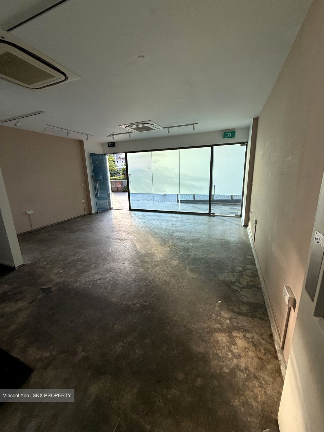 Kensington Square (D19), Retail #561525991